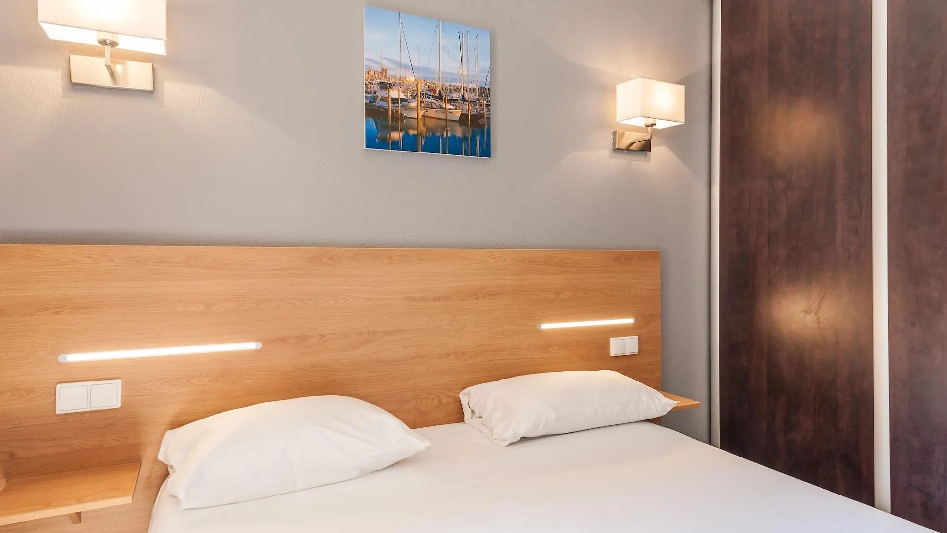 Residhotel Le Grand Prado Marseille 3*,  France